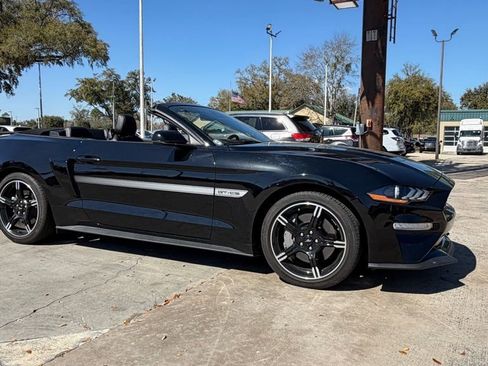 Used 2019 Ford Mustang GT Premium w/ Equipment Group 401A image 26