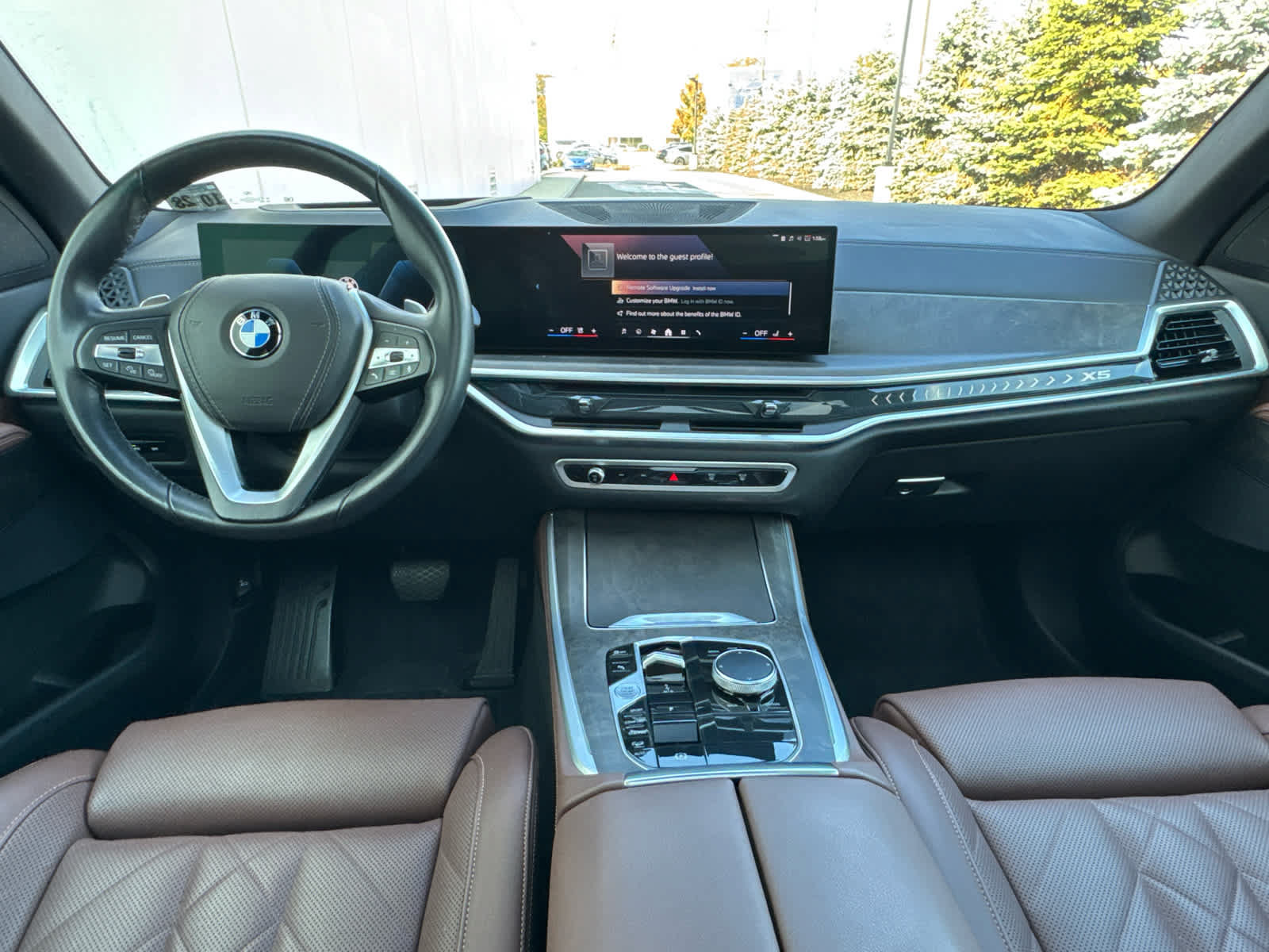Used 2024 BMW X5 xDrive40i w/ Parking Assistance Package AWD/4WD image 22