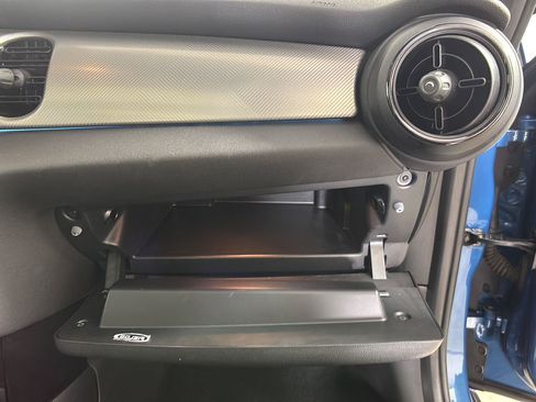 Used 2023 MINI Cooper S w/ Premium Package FWD image 23