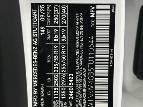 New 2026 Mercedes-Benz GLC 300 image 34