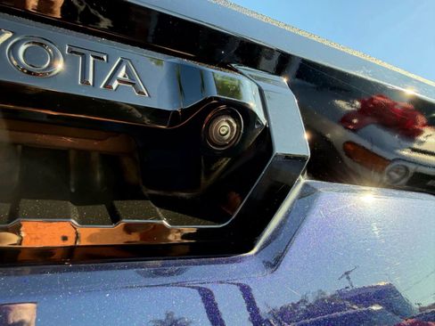 Used 2023 Toyota Tundra Platinum image 13