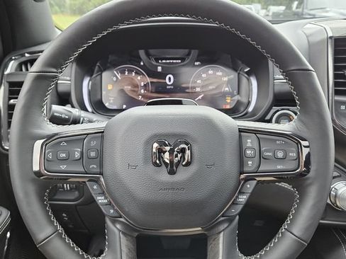 New 2025 RAM 1500 Limited AWD/4WD image 21
