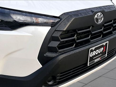 Used 2026 Toyota Corolla Cross L FWD image 29