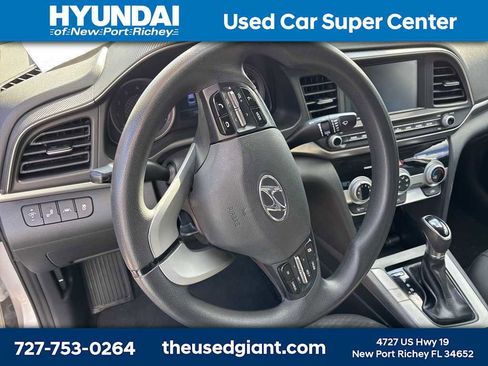 Used 2019 Hyundai Elantra SEL w/ Cargo Package image 10