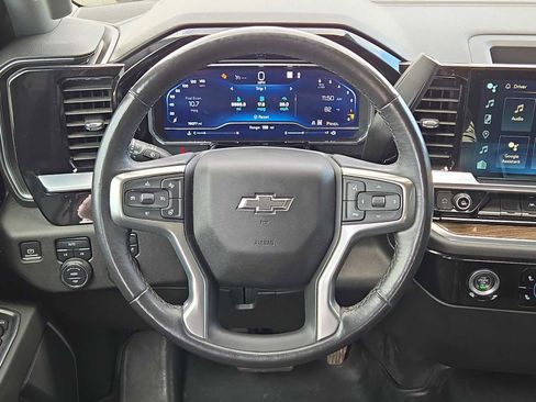 Used 2022 Chevrolet Silverado 1500 RST image 16