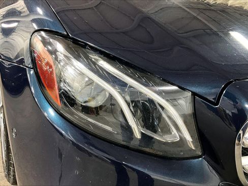 Used 2017 Mercedes-Benz E 300 4MATIC image 28