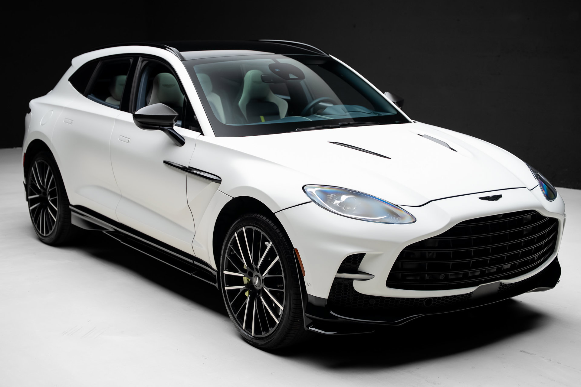 Used 2023 Aston Martin DBX 707 AWD/4WD image 41