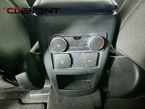 Used 2021 Ford Explorer XLT w/ Class III Trailer Tow Package AWD/4WD image 41