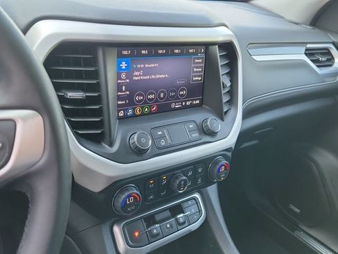 Used 2023 GMC Acadia SLT w/ Elevation Edition FWD image 24