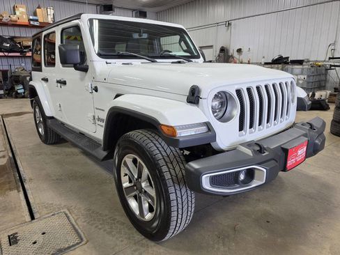 Used 2018 Jeep Wrangler Unlimited Sahara AWD/4WD image 1
