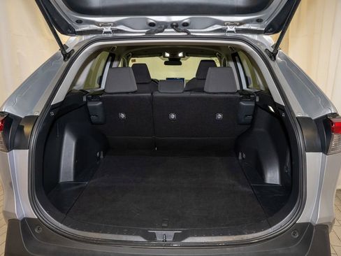 Used 2024 Toyota RAV4 XLE image 6