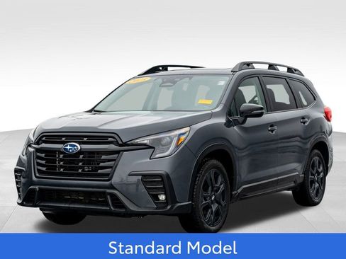 Used 2023 Subaru Ascent Onyx Edition image 3