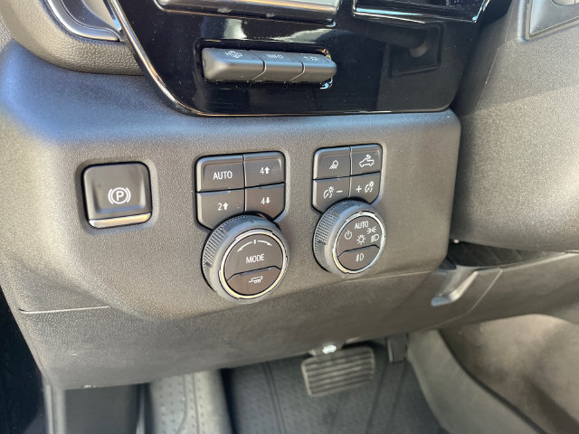 Certified 2025 Chevrolet Silverado 2500 High Country w/ High Country Premium Package AWD/4WD image 28