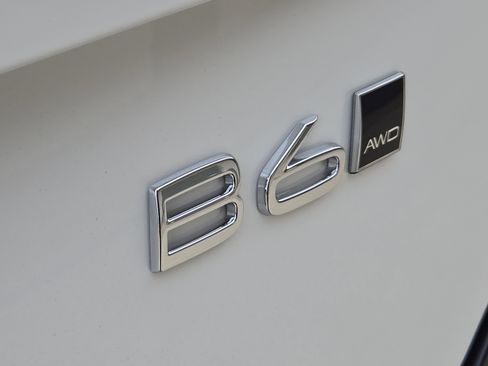 New 2026 Volvo XC90 B6 Ultra image 14