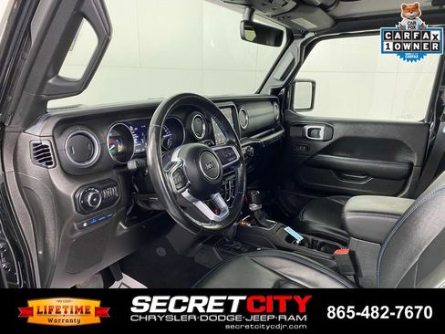 Used 2022 Jeep Wrangler Unlimited Rubicon 4xe w/ Steel Bumper Group AWD/4WD image 11