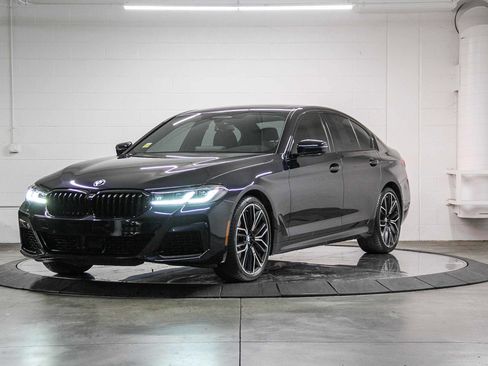 Certified 2023 BMW 540i w/ M Sport Package image 3