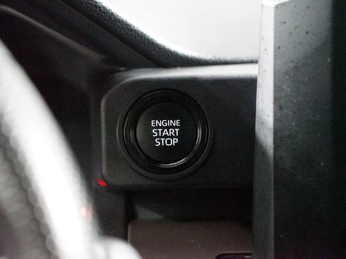 Certified 2024 Toyota Tacoma SR5 image 18