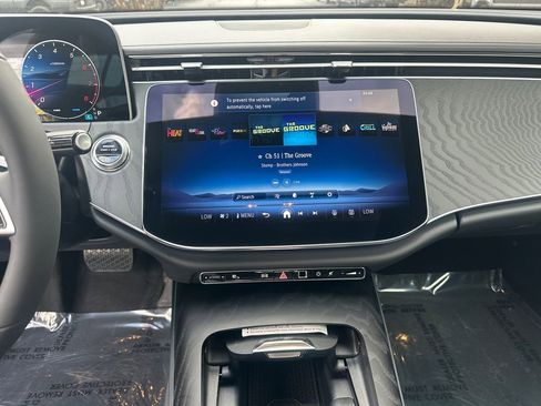 New 2026 Mercedes-Benz E 350 4MATIC Sedan image 31