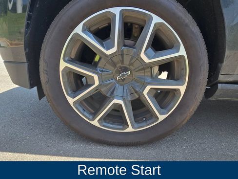 Used 2021 Chevrolet Tahoe High Country AWD/4WD image 10