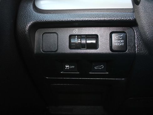 Used 2014 Subaru Forester 2.5i Limited w/ Popular Package #2 image 17