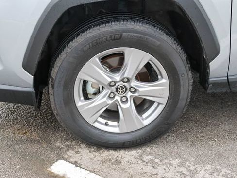 Used 2025 Toyota RAV4 XLE FWD image 7
