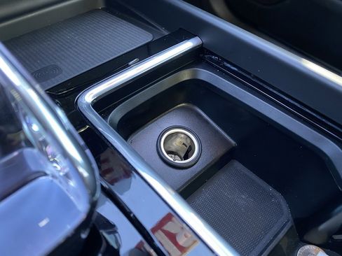 Used 2026 Volvo XC60 B5 Core w/ Protection Package Premier image 19