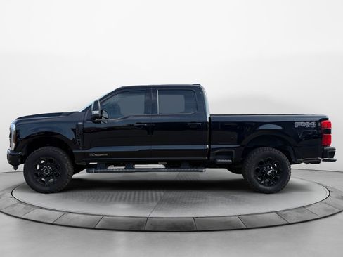 Used 2025 Ford F250 Lariat w/ Lariat Ultimate Package AWD/4WD image 3