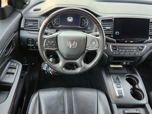 Used 2022 Honda Pilot TrailSport image 31