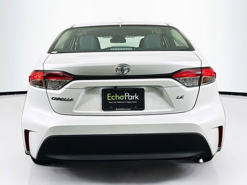 Used 2026 Toyota Corolla LE FWD image 7