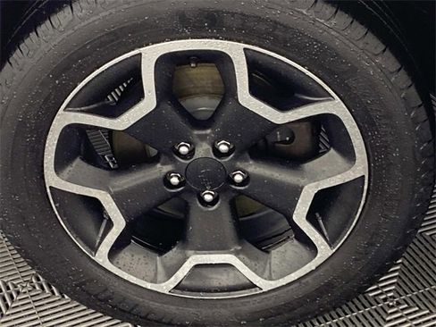 Used 2015 Subaru Crosstrek 2.0i Premium w/ Moonroof Package image 28