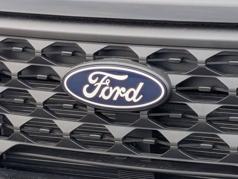 New 2026 Ford Maverick XL w/ Equipment Group 101A AWD/4WD image 11