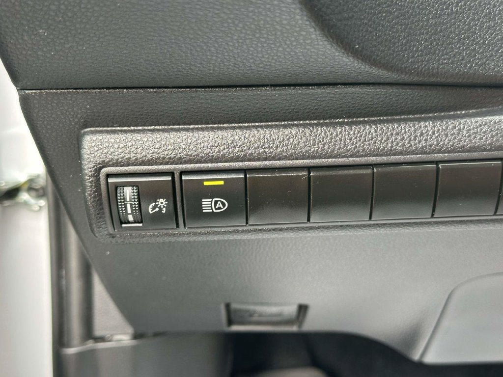 Used 2025 Toyota Corolla LE w/ LE Premium Package FWD image 32