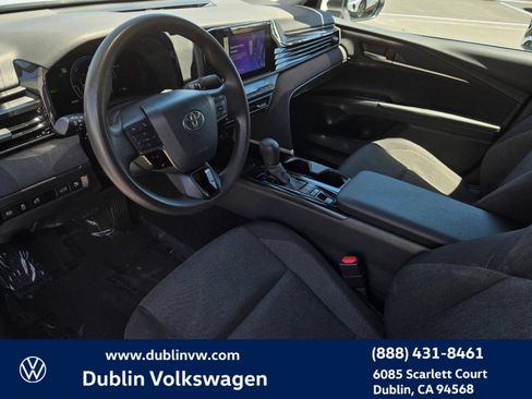 Used 2025 Toyota Camry LE FWD image 9