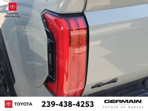 Used 2025 Toyota Tundra Limited AWD/4WD image 15