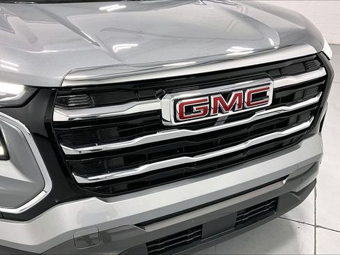 Used 2025 GMC Terrain Elevation FWD image 33