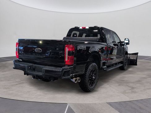 Used 2025 Ford F250 Lariat w/ Lariat Ultimate Package image 5