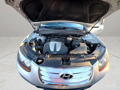 Used 2011 Hyundai Santa Fe Limited image 24