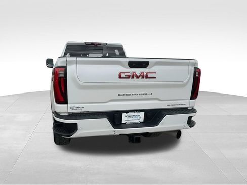 Used 2024 GMC Sierra 2500 Denali w/ Technology Package AWD/4WD image 7