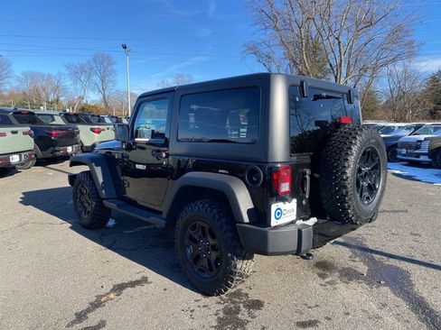 Used 2017 Jeep Wrangler Sport image 8