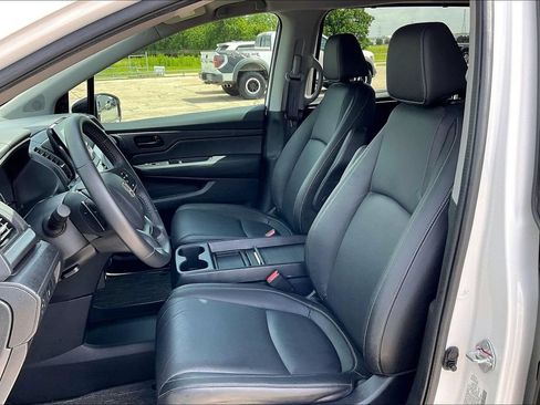 Used 2024 Honda Odyssey EX-L image 18