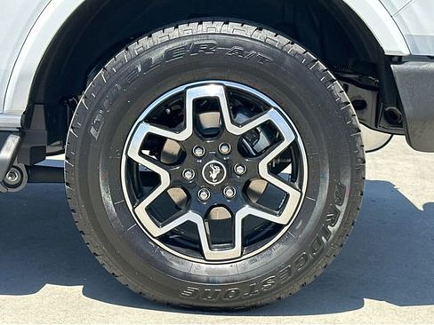 New 2025 Ford Bronco Outer Banks image 40