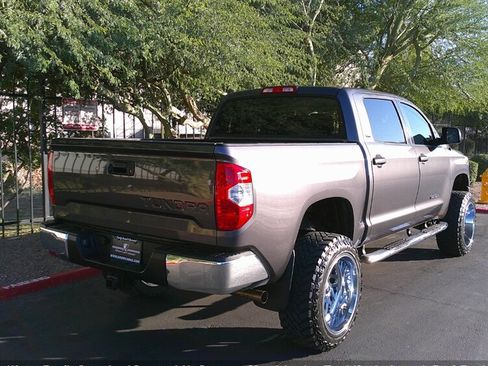 Used 2018 Toyota Tundra SR5 image 6