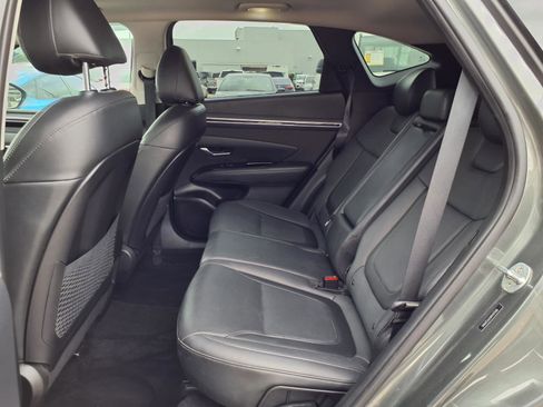 Used 2023 Hyundai Tucson Limited w/ Cargo Package FWD image 18