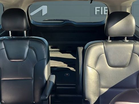 Used 2022 Kia Telluride S image 12