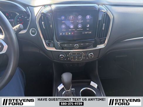 Used 2021 Chevrolet Traverse LT FWD image 29