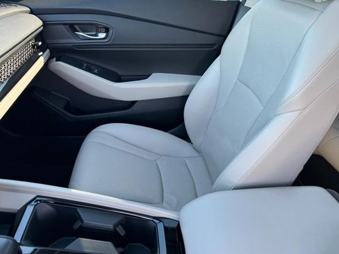 Used 2025 Honda Accord EX-L image 14