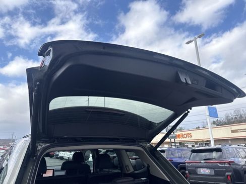 New 2026 Volkswagen Atlas Peak Edition AWD/4WD image 45