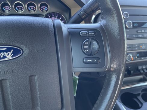 Used 2012 Ford F350 Lariat w/ Lariat Interior Pkg image 17