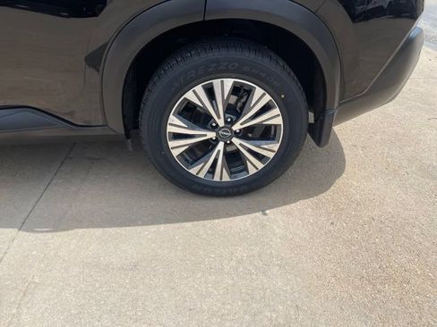 Used 2023 Nissan Rogue SV w/ SV Premium B Package AWD/4WD image 26