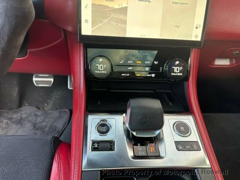 Used 2022 Jaguar F-PACE SVR AWD/4WD image 23
